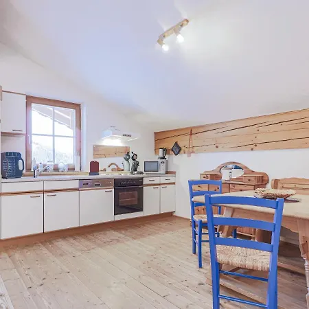 Igl Hof 4 Holiday home *