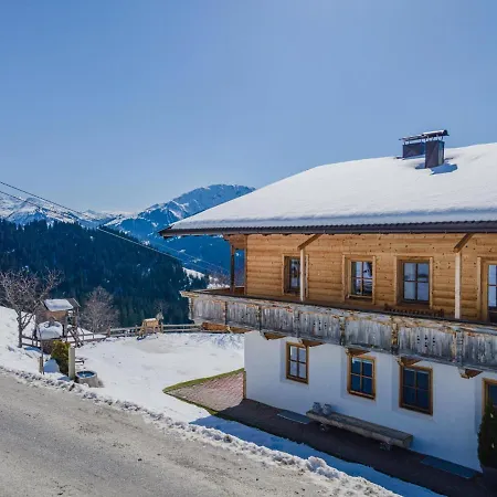 Igl Hof 4 Holiday home *